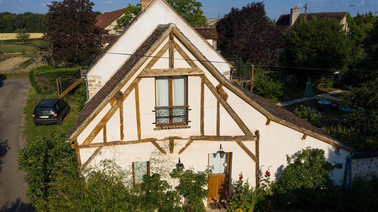 ホテル La Grange Des Blins Jouy  エクステリア 写真